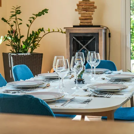 Holiday home Maison Au Calme, Proche Marais, Foret Et Plage, D'olonne - 8 Personnes